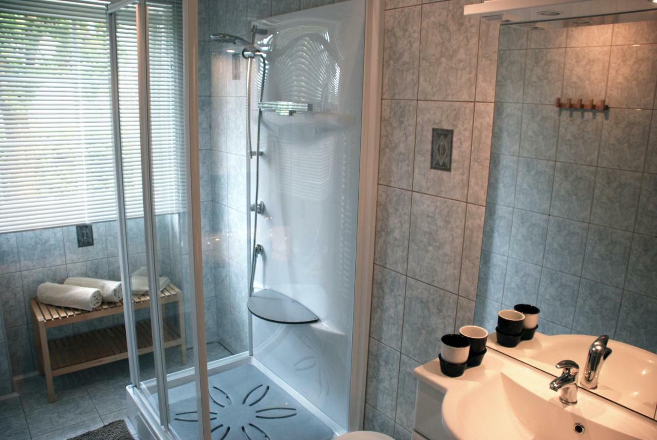 Villa Schaller - Apartment Krumpendorf Eksteriør billede